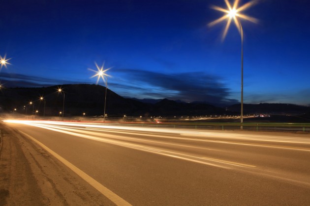 【新聞圖片】昕諾飛智能互聯(lián)LED道路照明進駐中國西部，總安裝數(shù)突破2萬套_1